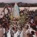 La scultura in legno ammantata di azzurro viene portata in processione dai marinai...(foto Associazione Marinai Santo Spirito)